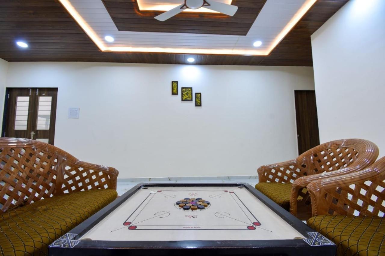 Вилла Beauty And The Beast 4Bhk Лонавала Экстерьер фото
